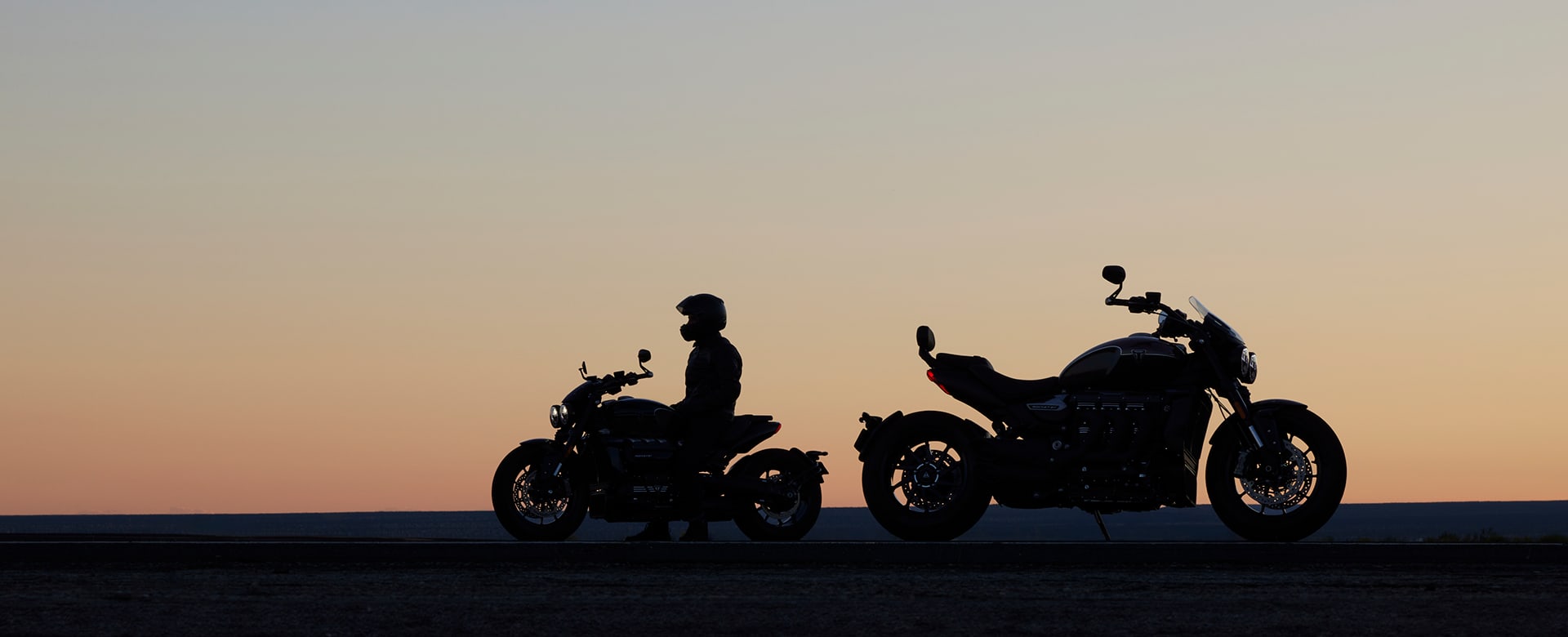 Triumph Rocket 3 Storm silhouette 