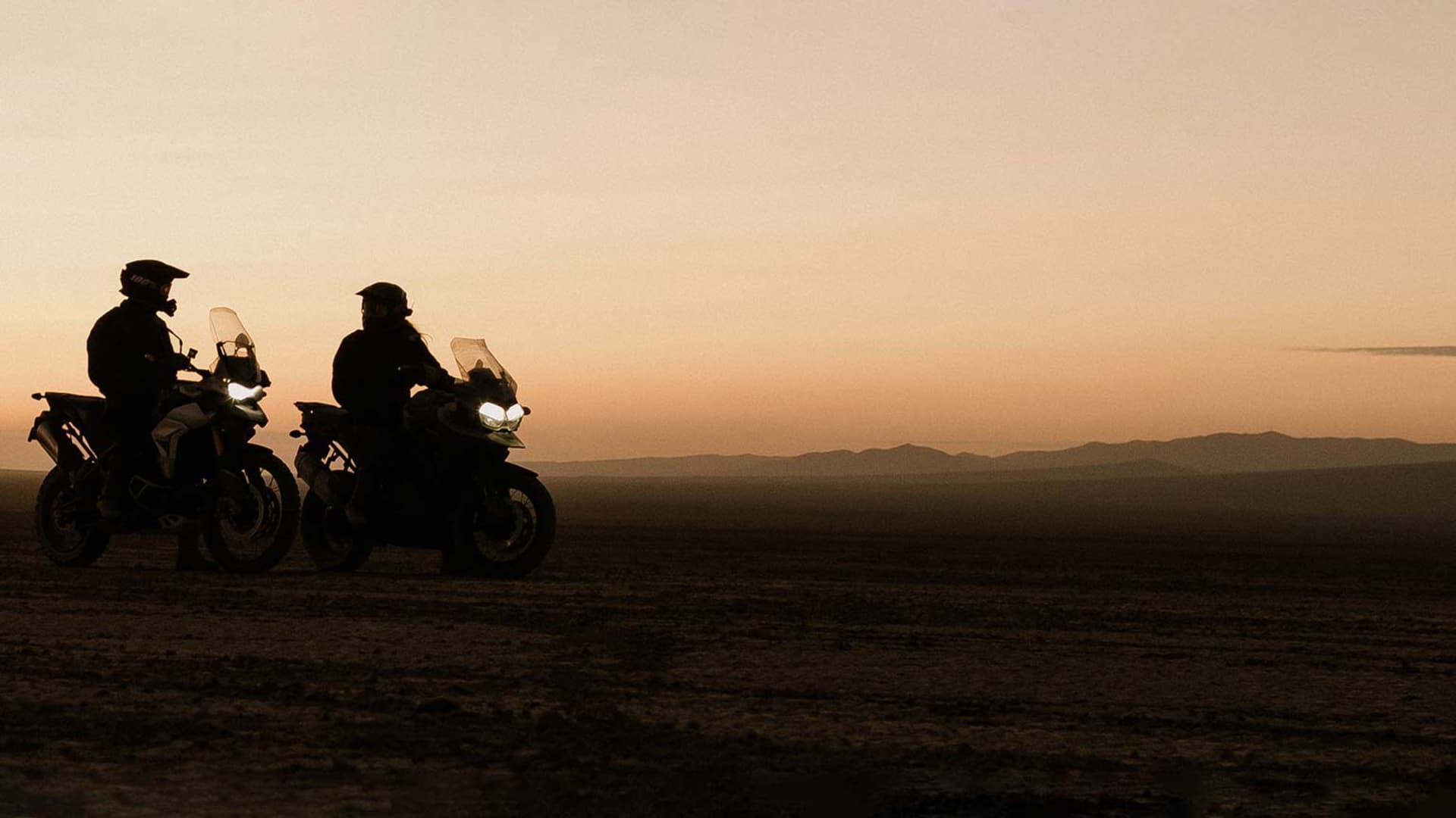 sunset-triumph-motorcycles